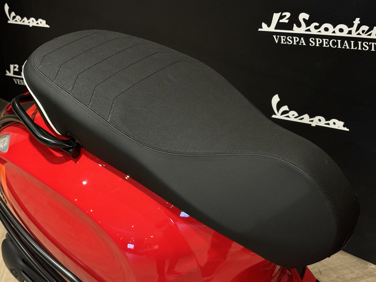 Vespa Sprint S E5 FACELIFT Rosso Coraggioso Glans Rood