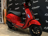 Vespa Sprint E5 FACELIFT rood Rosso Coraggioso (glans rood)