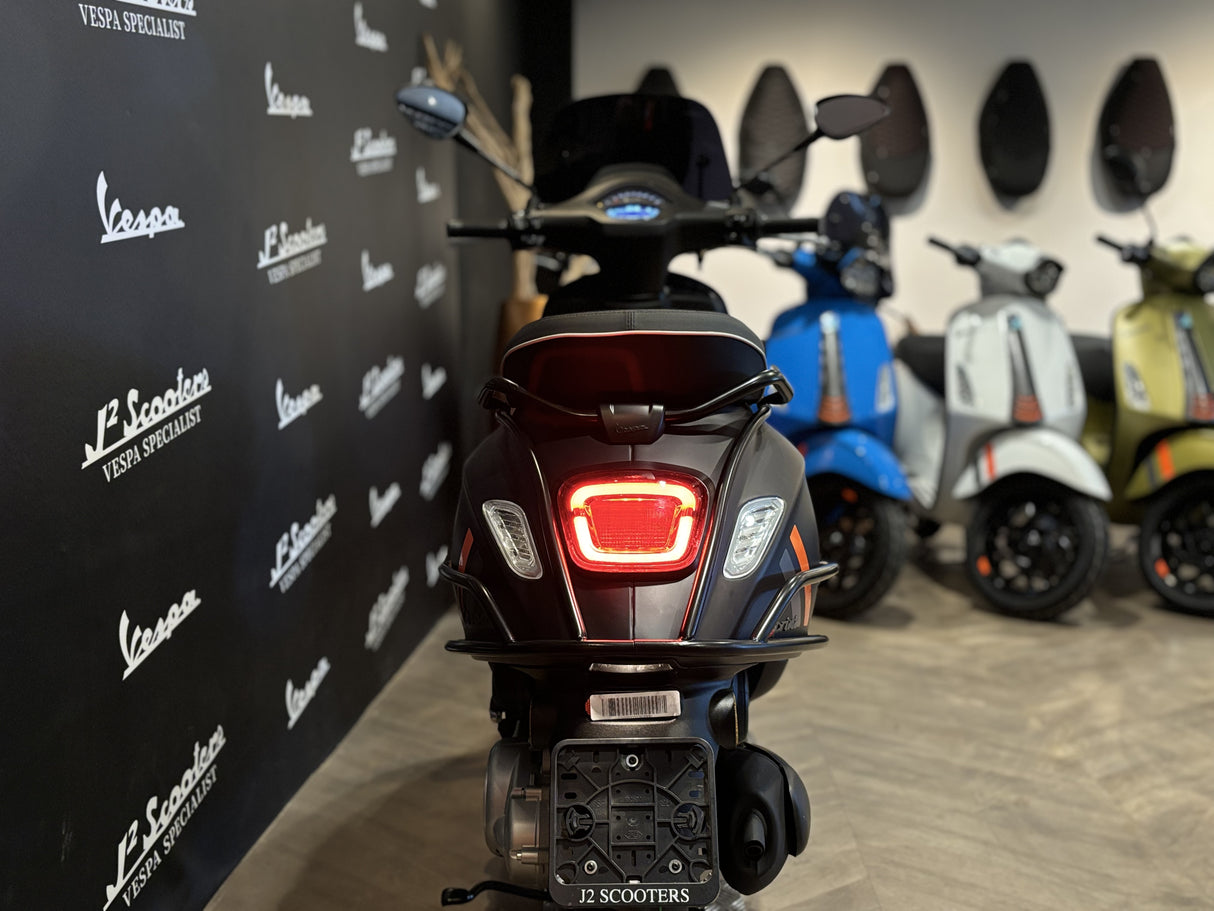 Vespa Sprint S E5 FACELIFT mat zwart NERO CONVINTO MATT