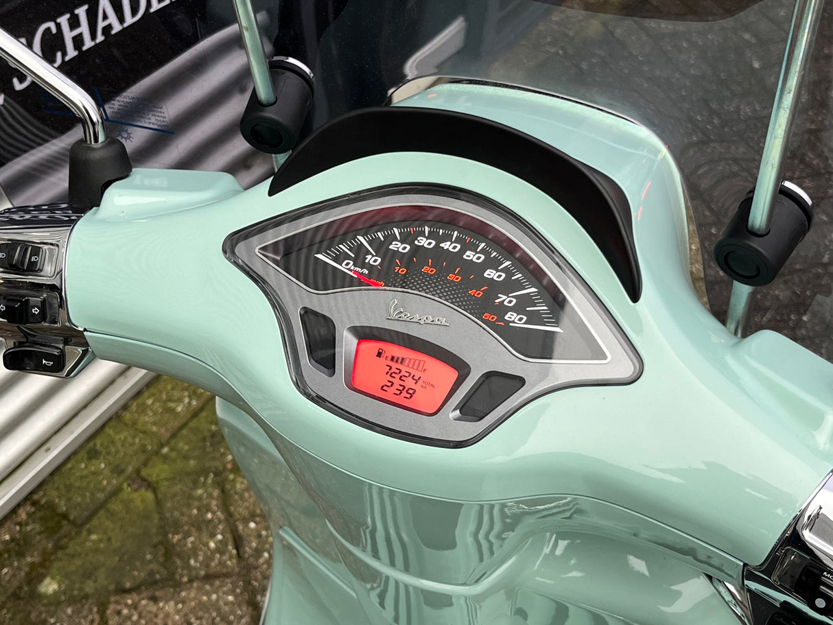 Vespa Sprint Tiffany Blue Snor/Brom 6/2020 7224 km Full-Option