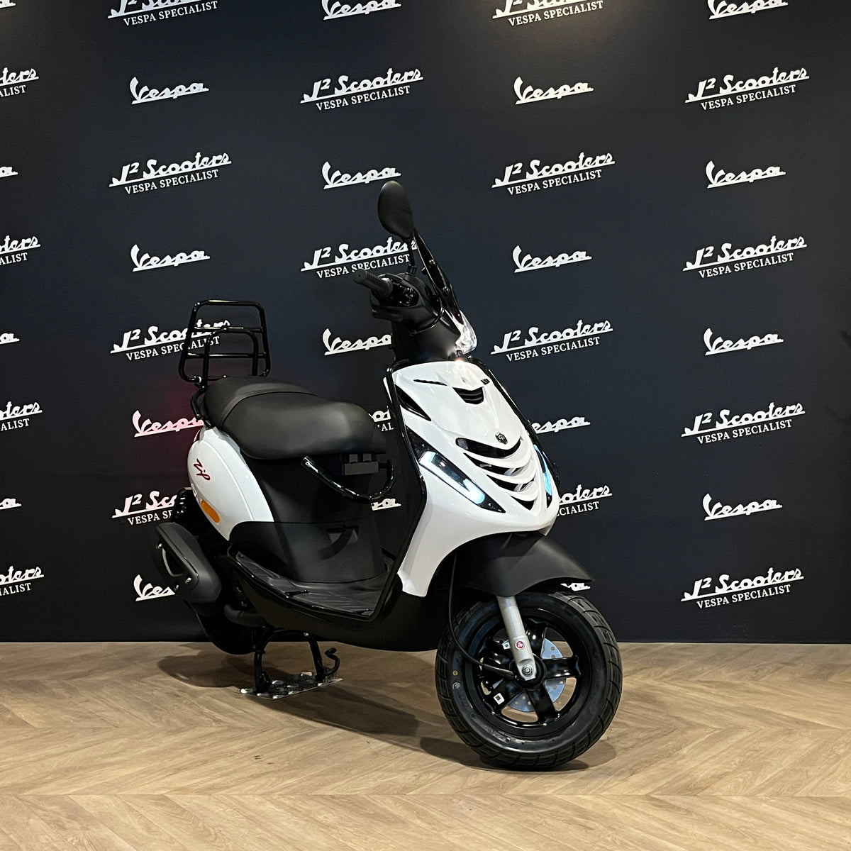 Piaggio Zip SP E5 Glans Wit – J2Scooters