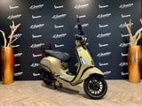 Vespa Sprint E5 FACELIFT DESIGNO GOLD