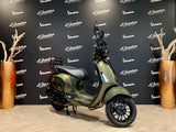 Vespa Sprint E5 FACELIFT Python Gold