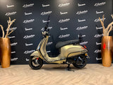 Vespa Sprint E5 FACELIFT DESIGNO GOLD